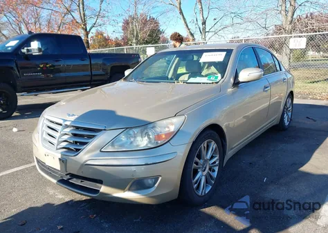 2009 Hyundai Genesis 3.8 z USA, uszkodzony, nr VIN KMHGC46E69U026572